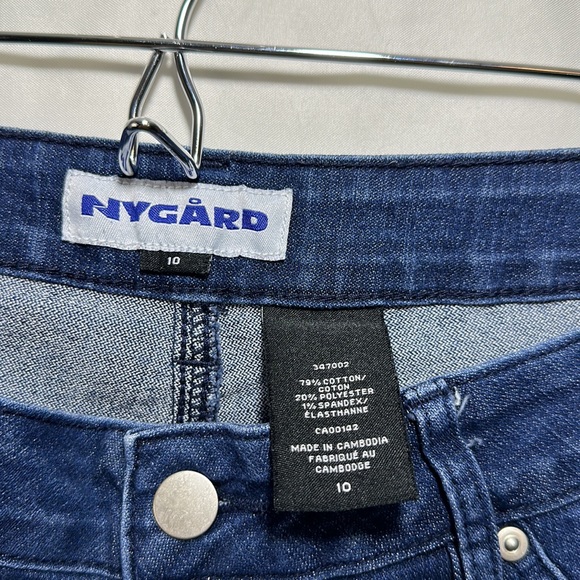 Nygard Stretchy Pull Ons Size 10 - Picture 3 of 3